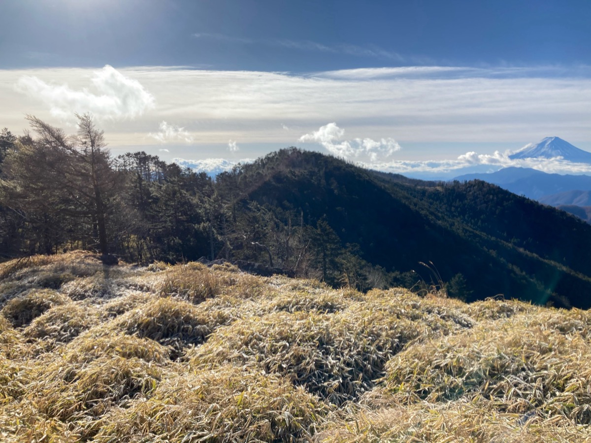 牛奥ノ雁ヶ腹摺山