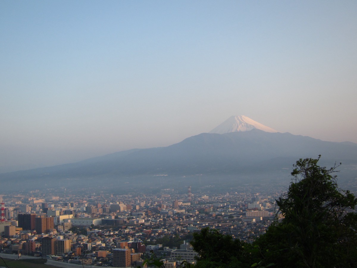 愛鷹山
