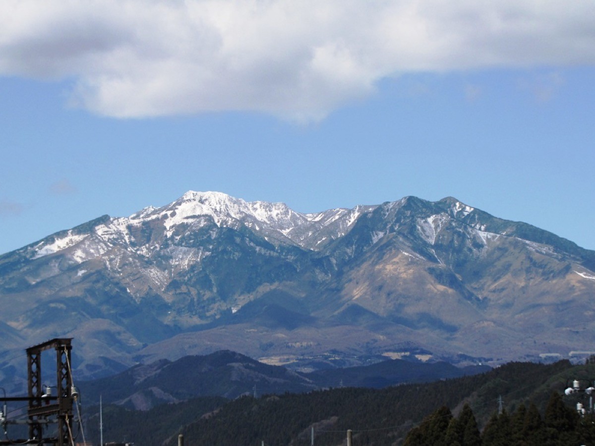 女峰山