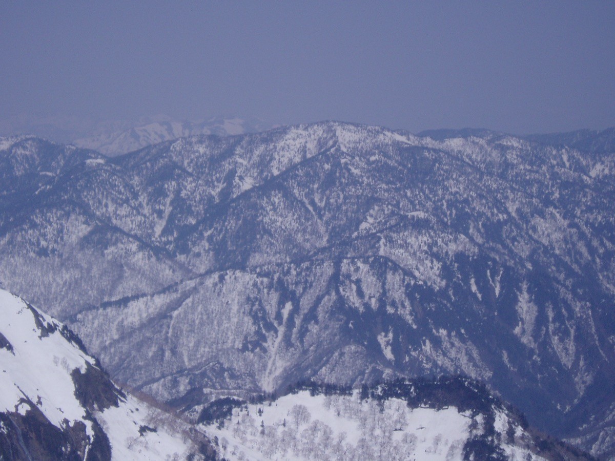 秋山郷の佐武流山