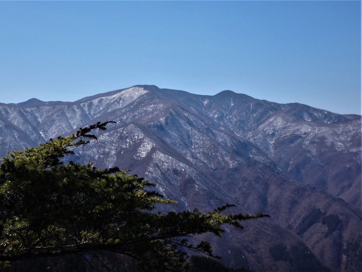 奥秩父の和名倉山